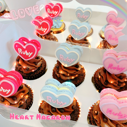 [주문제작] [무료배송] [강남/강동/광진/서초/성동/송파/용산] 하트 마카롱 컵케이크 6개 (Heart Macaron 6 Cupcakes)